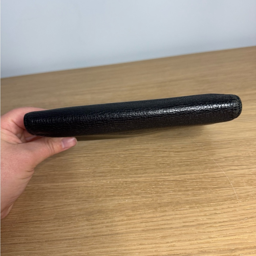 CHANEL Classic Black Leather Wallet - Picture 8 of 16